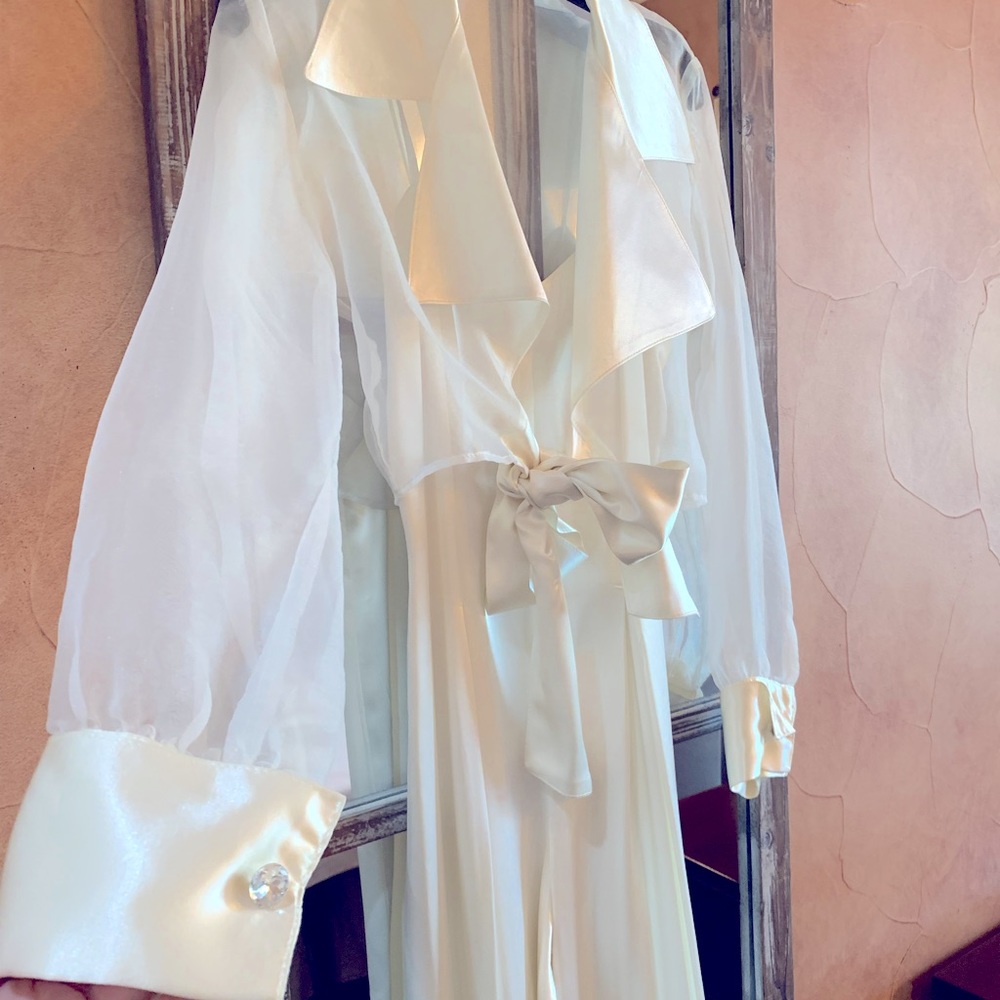 Ivory Satin Jumpsuit & Organza Bolero, Size 6.
